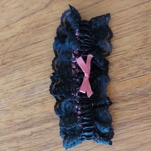 Black Lace Garter